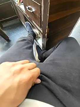 Snapshot of pyasevickybabu563 chatting on 03/06/25, 04:41 pyasevickybabu563 online show from 03/06/25, 04:41