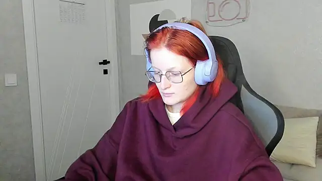 Snapshot of ElizabethHarpper chatting on 01/16/26, 01:09 ElizabethHarpper online show from 01/16/26, 01:09