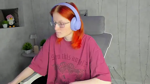 Snapshot of ElizabethHarpper chatting on 02/10/26, 09:35 ElizabethHarpper online show from 02/10/26, 09:35