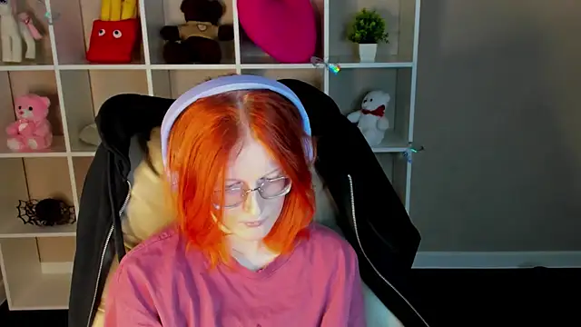 Snapshot of ElizabethHarpper chatting on 02/11/26, 09:25 ElizabethHarpper online show from 02/11/26, 09:25