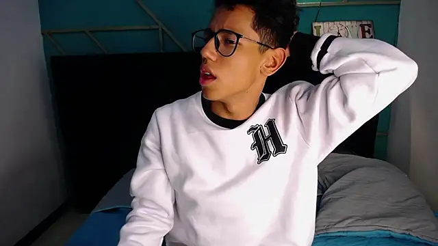 RyanPricee online show from 01/12/25, 08:57