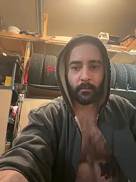 Snapshot of Faded-Solo chatting on 04/21/26, 03:57 Faded-Solo online show from 04/21/26, 03:57