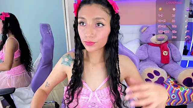 miss   evangeline online show from 02/07/25, 02:40