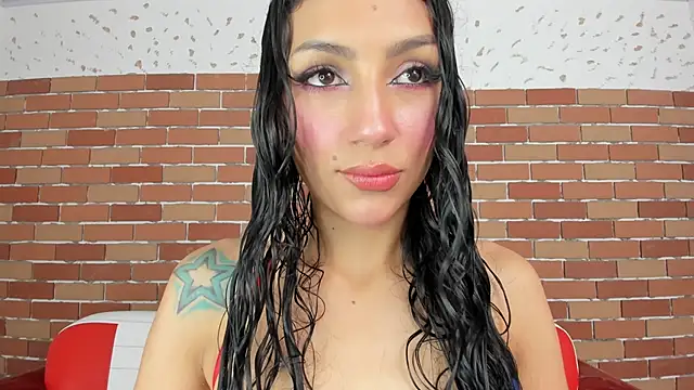 miss   evangeline online show from 11/21/25, 11:09