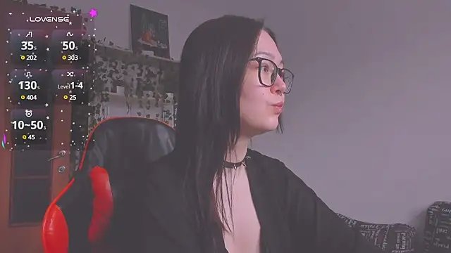 kittenrisha online show from 03/18/25, 07:19