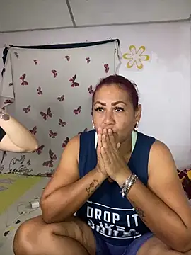 Snapshot of Abigail_BigTits chatting on 01/05/25, 03:11 Abigail BigTits online show from 01/05/25, 03:11