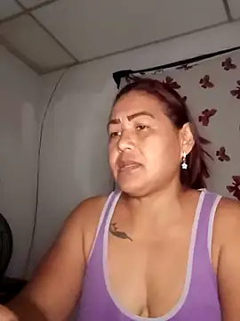 Snapshot of Abigail_BigTits chatting on 02/26/25, 03:32 Abigail BigTits online show from 02/26/25, 03:32