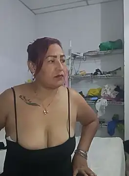 Snapshot of Abigail_BigTits chatting on 10/02/25, 05:36 Abigail BigTits online show from 10/02/25, 05:36