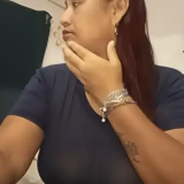 Snapshot of Abigail_BigTits chatting on 11/08/25, 02:01 Abigail BigTits online show from 11/08/25, 02:01