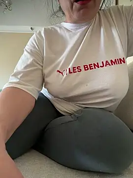 derya35 online show from 04/12/26, 07:46