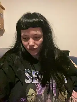 Snapshot of Gothicsiren chatting on 01/10/25, 01:10 Gothicsiren online show from 01/10/25, 01:10