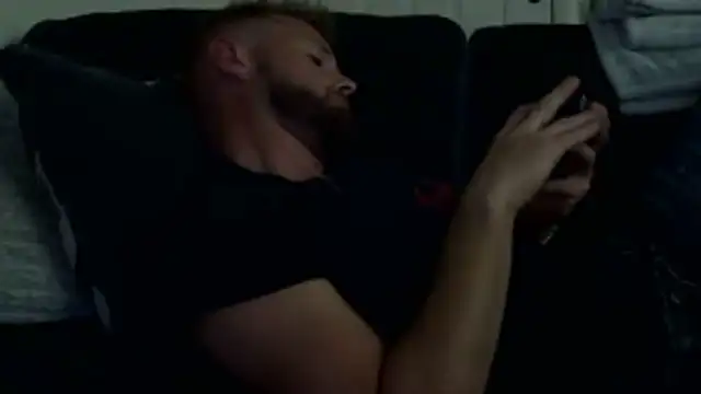 bjay1210 online show from 10/28/25, 10:52