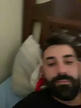 Snapshot of biel_96 chatting on 01/05/25, 05:51 biel 96 online show from 01/05/25, 05:51