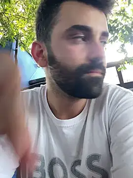 Snapshot of biel_96 chatting on 01/10/25, 09:10 biel 96 online show from 01/10/25, 09:10