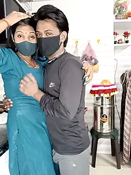 Best-Couple online show from 02/17/25, 05:25