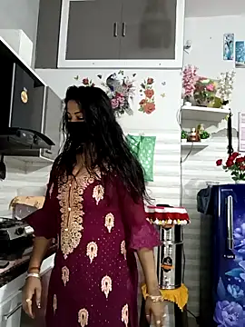 Best-Couple online show from 03/13/26, 03:46