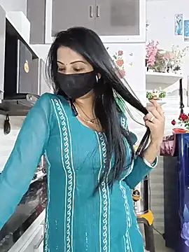 Best-Couple online show from 07/20/26, 02:15
