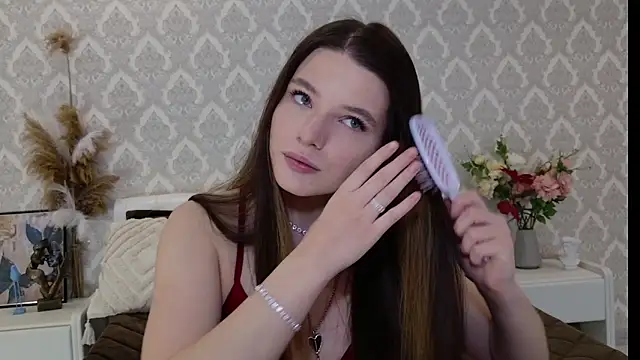 Nellie Medina online show from 01/05/25, 07:39