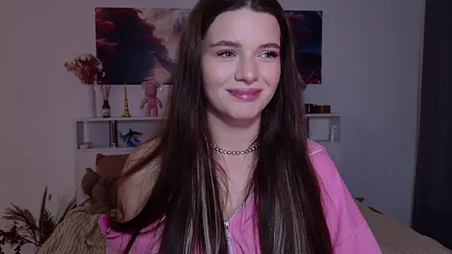 Nellie Medina online show from 10/14/25, 11:16