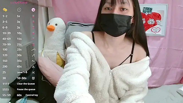 Snapshot of pipimi_khaos chatting on 02/21/26, 07:53 pipimi khaos online show from 02/21/26, 07:53