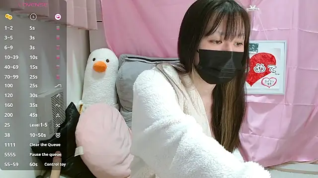 Snapshot of pipimi_khaos chatting on 02/24/26, 09:07 pipimi khaos online show from 02/24/26, 09:07