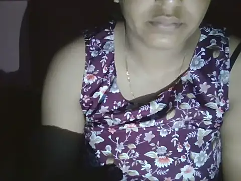 Snapshot of Hot-shanvi chatting on 07/21/26, 11:40 Hot-shanvi online show from 07/21/26, 11:40