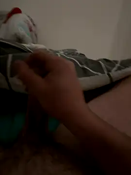 Snapshot of atoy3333 chatting on 11/02/25, 12:46 atoy3333 online show from 11/02/25, 12:46