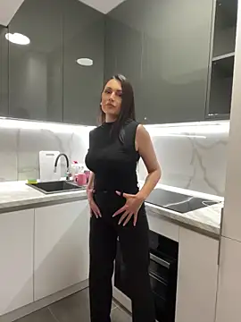 claraxjoyy online show from 01/11/25, 07:38