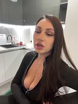 claraxjoyy online show from 01/18/25, 04:37