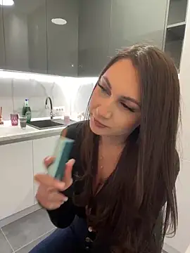 claraxjoyy online show from 02/24/25, 04:38