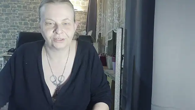 Sweet Phoenix online show from 10/09/25, 05:00