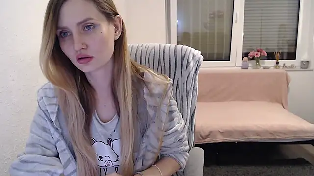 Snapshot of florianikaa chatting on 01/30/25, 09:25 florianikaa online show from 01/30/25, 09:25