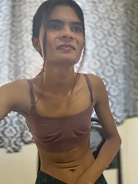 Enna Zarza  online show from 07/14/26, 06:40