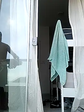 Snapshot of aventuras1508 chatting on 04/07/26, 04:29 aventuras1508 online show from 04/07/26, 04:29