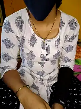 lovelygirl4567 online show from 03/02/25, 12:11