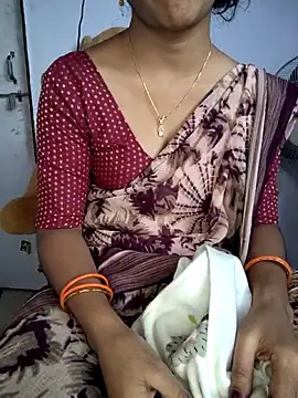 lovelygirl4567 online show from 11/21/25, 05:50