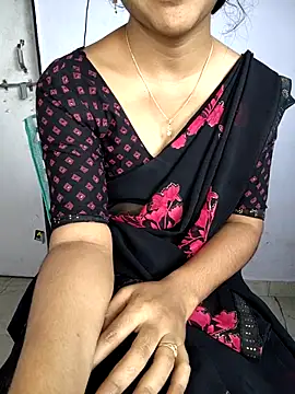 lovelygirl4567 online show from 11/27/25, 06:26