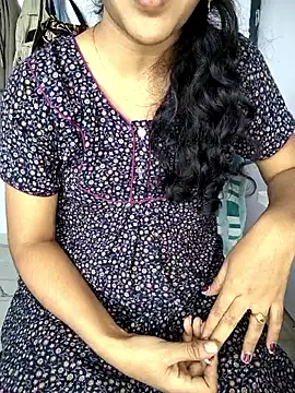 lovelygirl4567 online show from 11/30/25, 06:17