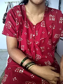 lovelygirl4567 online show from 12/21/25, 06:20