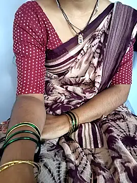 lovelygirl4567 online show from 01/08/26, 06:37