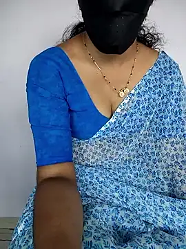 lovelygirl4567 online show from 03/21/26, 10:09