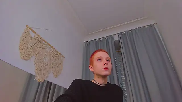 Snapshot of Iris_Pastels chatting on 02/27/25, 03:59 Iris Pastels online show from 02/27/25, 03:59