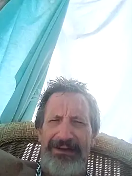 Cloudin around online show from 09/26/25, 12:20