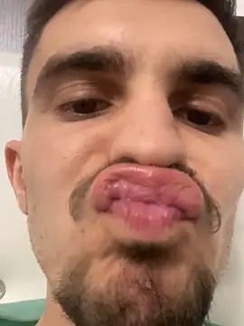 Snapshot of Demonpull69 chatting on 02/26/25, 04:56 Demonpull69 online show from 02/26/25, 04:56