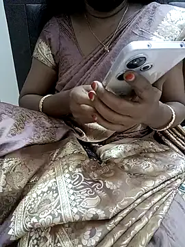 Tamil Vishalini online show from 01/25/25, 04:56