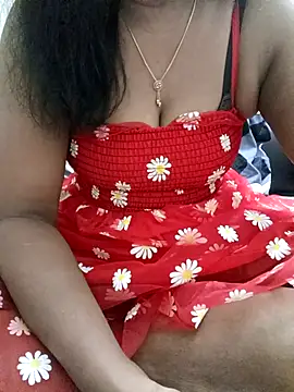 Snapshot of Tamil_Vishalini chatting on 04/28/26, 04:06 Tamil Vishalini online show from 04/28/26, 04:06