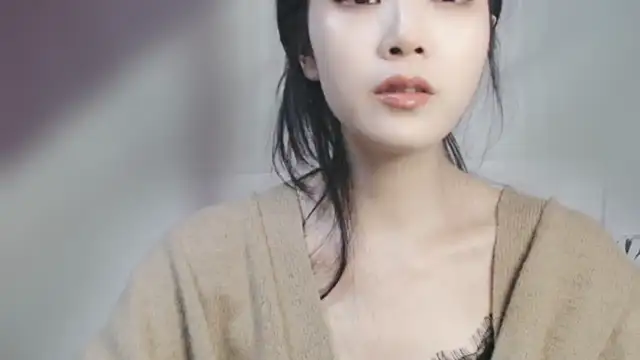 Snapshot of xiaotiantian-76 chatting on 01/10/25, 11:00 xiaotiantian-76 online show from 01/10/25, 11:00