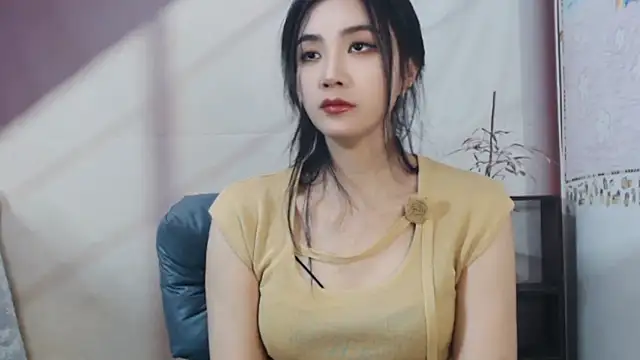 Snapshot of xiaotiantian-76 chatting on 01/11/25, 09:36 xiaotiantian-76 online show from 01/11/25, 09:36