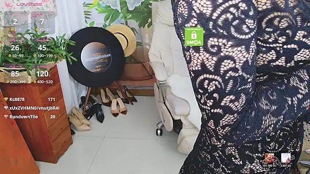 xiaotiantian-76 online show from 04/22/26, 03:02