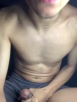 gabrielzinnnn085 online show from 02/27/26, 09:37